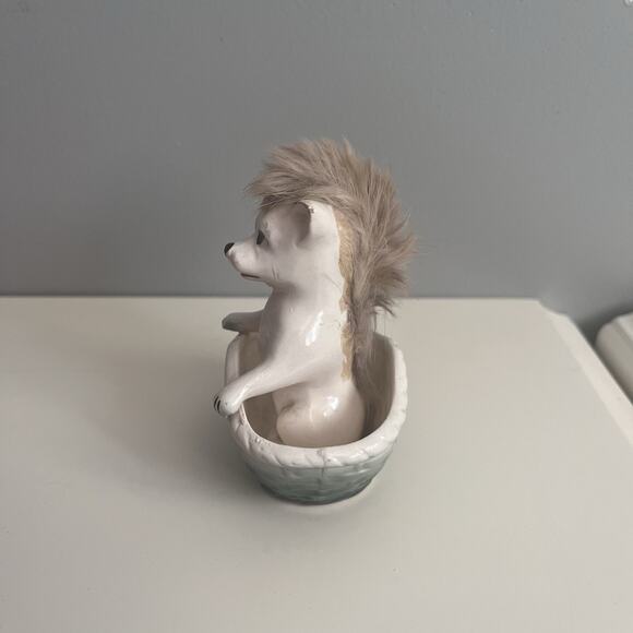 Vintage Empress Japan Dog Figurine in Basket w/ Faux Fur Hair Mid Century Kitsch - Picture 3 of 5